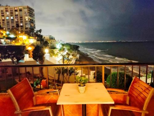 New Fabulous Beachfront トレモリノス エクステリア 写真
